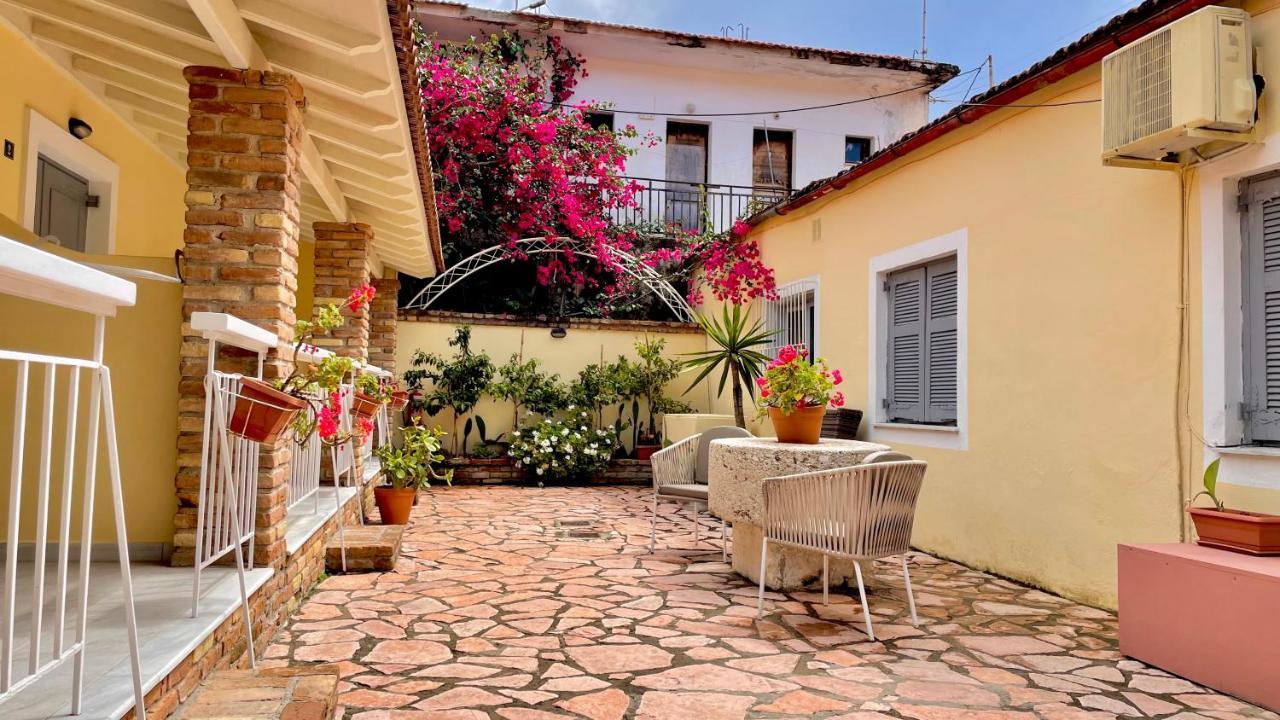 Nine Muses Apartments Kávos Dış mekan fotoğraf