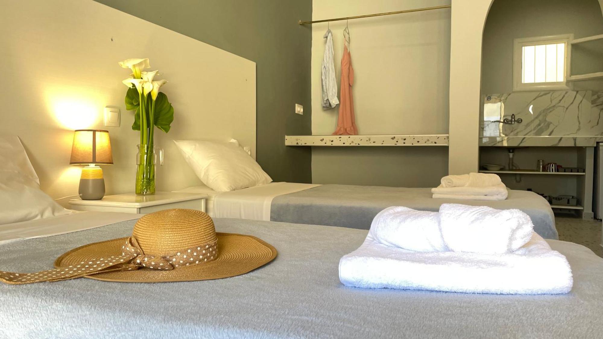 Nine Muses Apartments Kávos Dış mekan fotoğraf